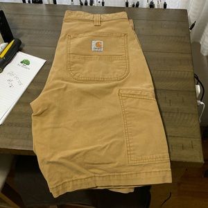 Nice comfortable slightly worn Carhartt shorts no damage at that washed state.